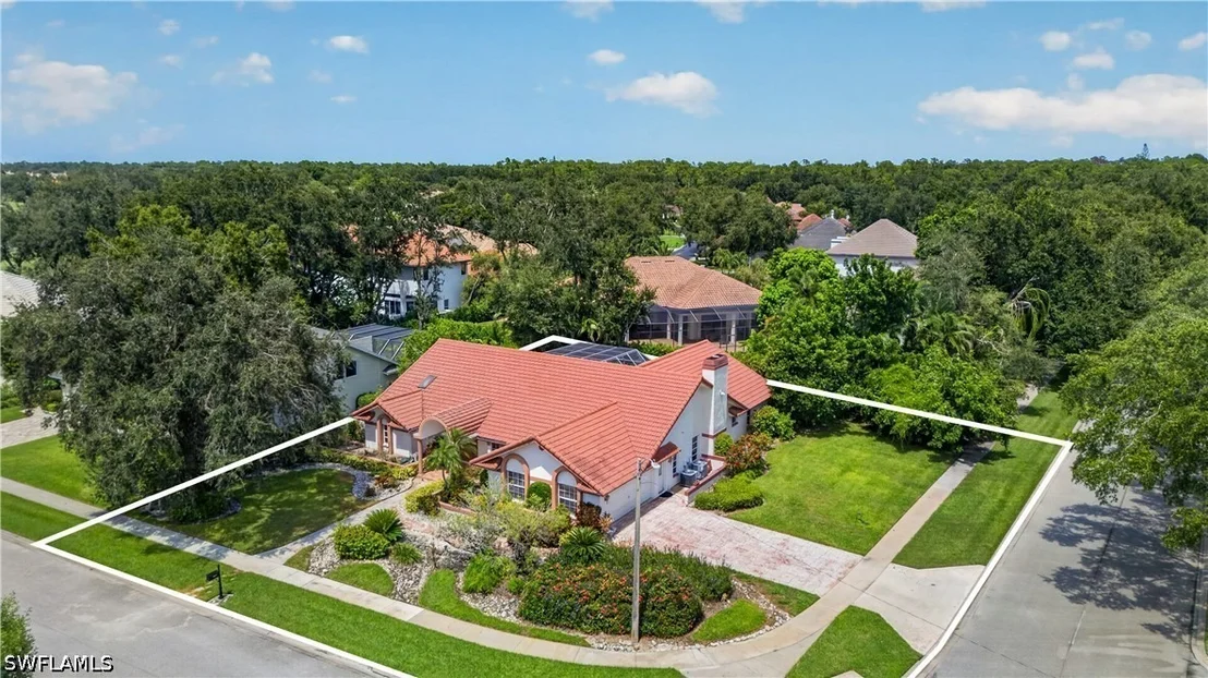 Photo of 240 Stonegate Court