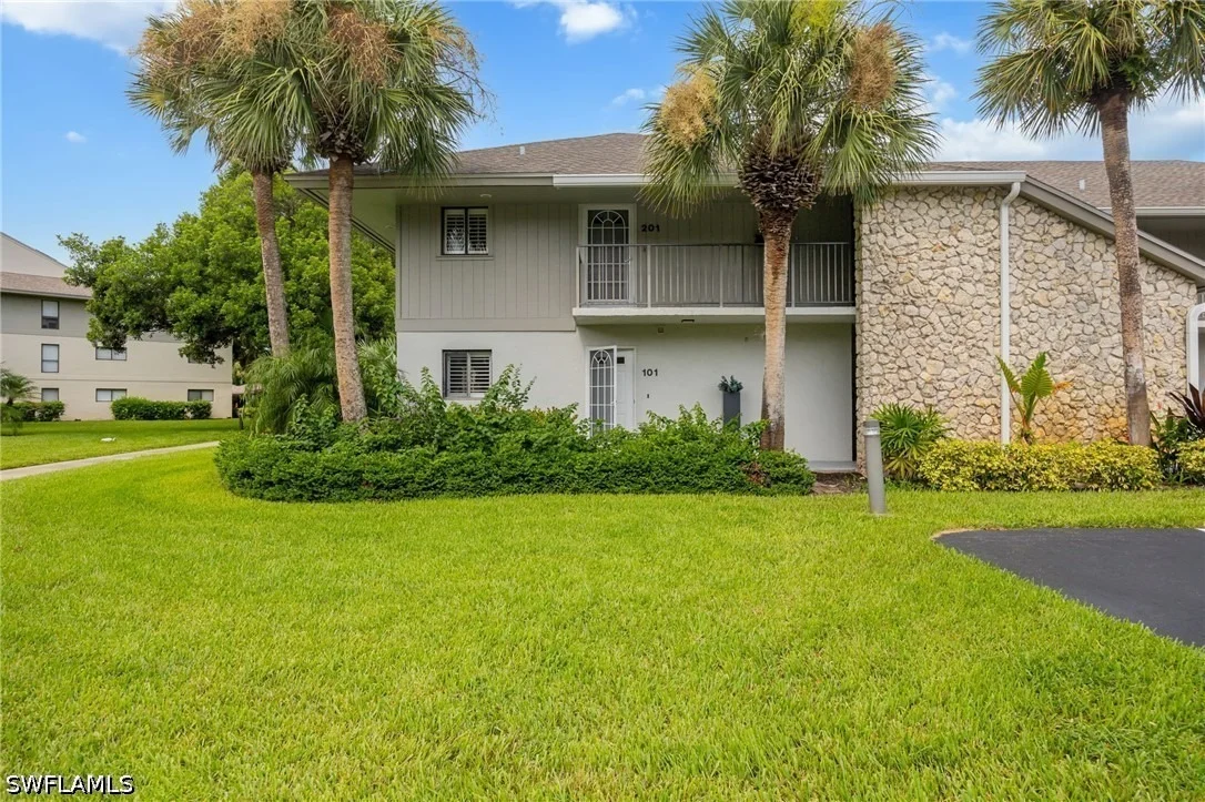 Photo of Unit 101 at 746 Eagle Creek Drive