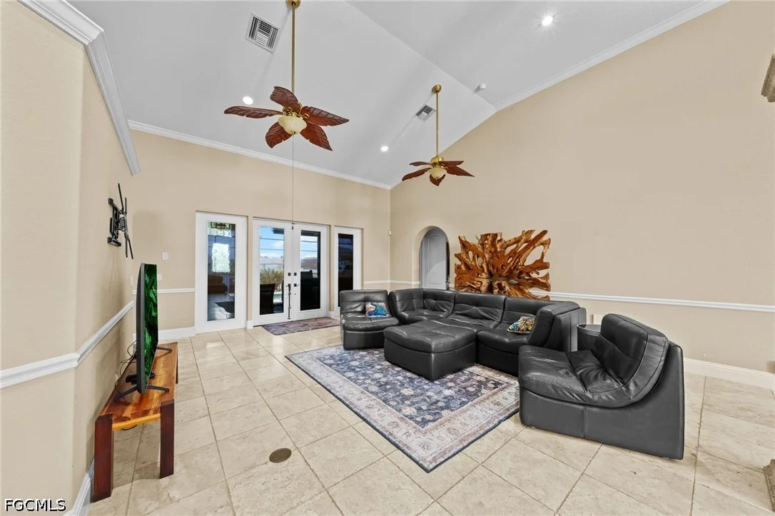 Photo of 4007 Surfside Boulevard