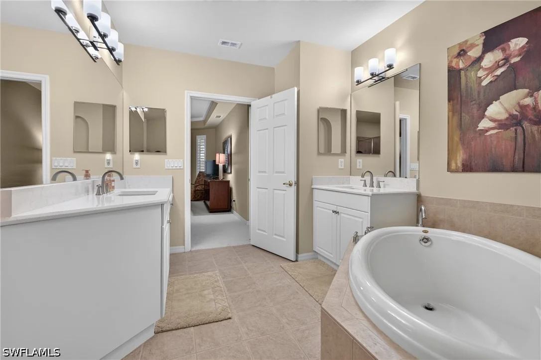 Photo of Unit 101 at 3620 Lansing Loop