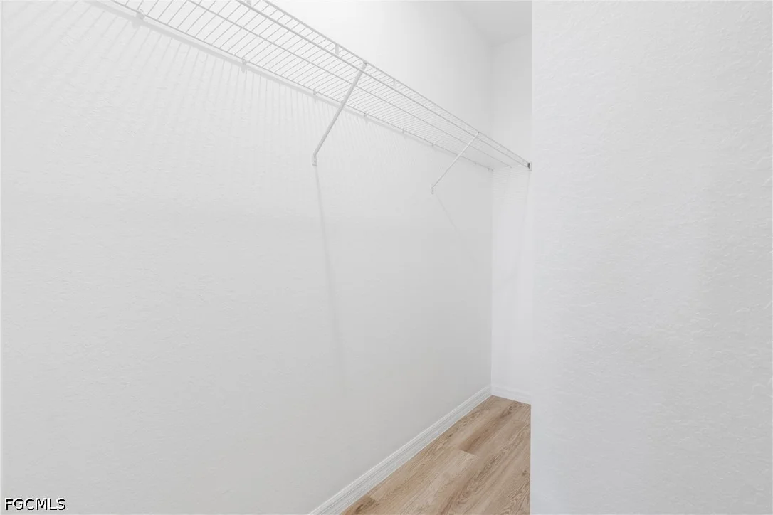 Photo of 566 Woodview Drive