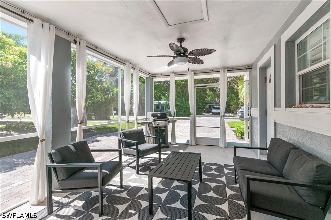 Photo of 1344 West Lane
