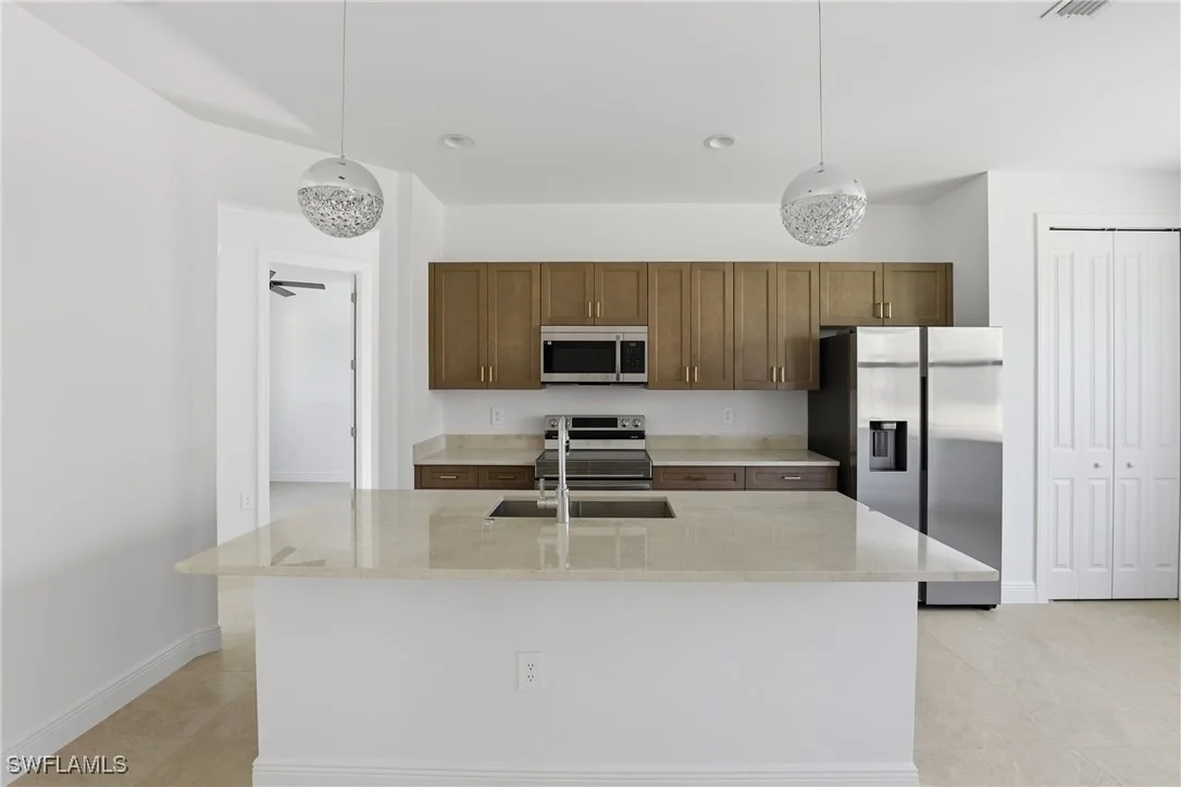 Photo of 2167 Della Drive