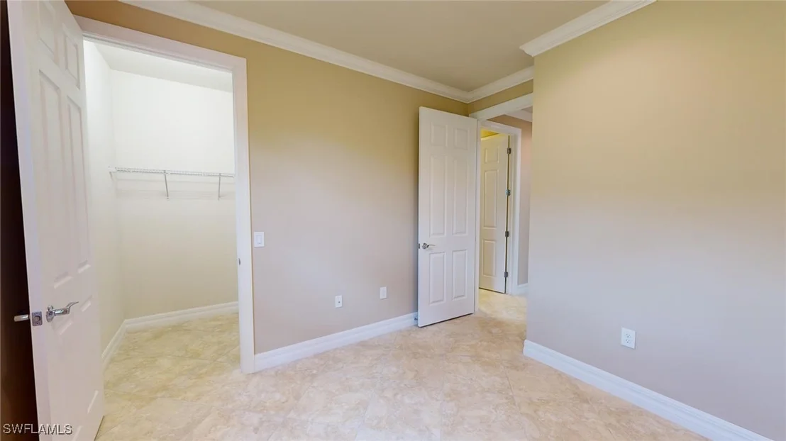 Photo of 6252 Victory Drive