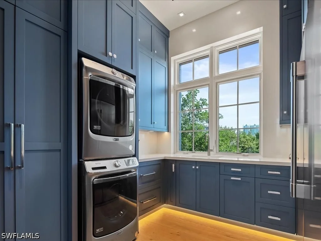 Photo of 7409 Bay Colony Drive