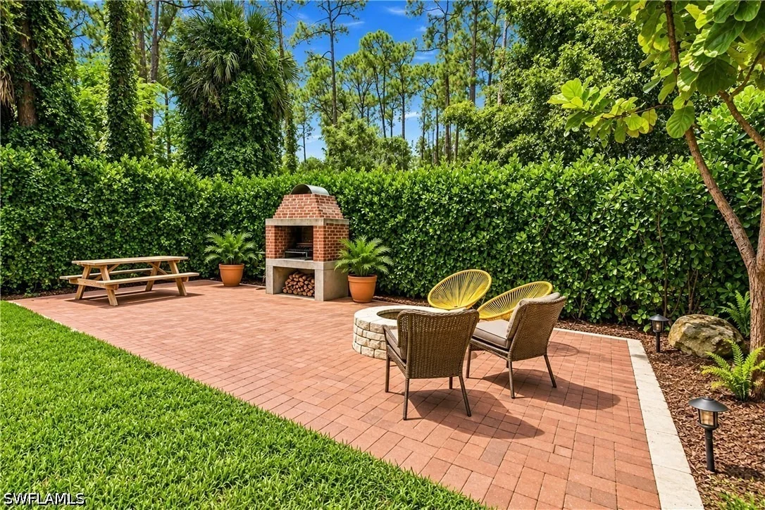 Photo of 4875 Teak Wood Drive