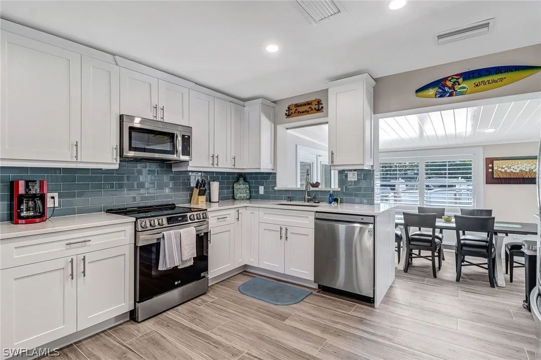 Photo of 3470 Lakeview Drive