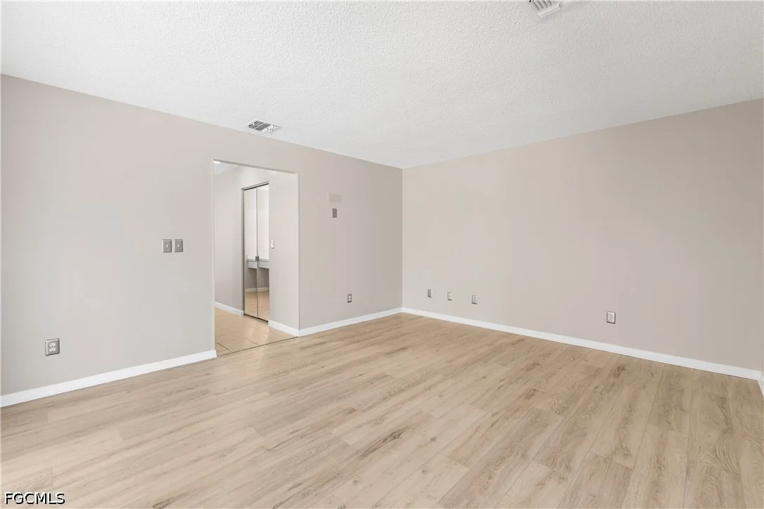 Photo of 9749 Maplecrest Circle