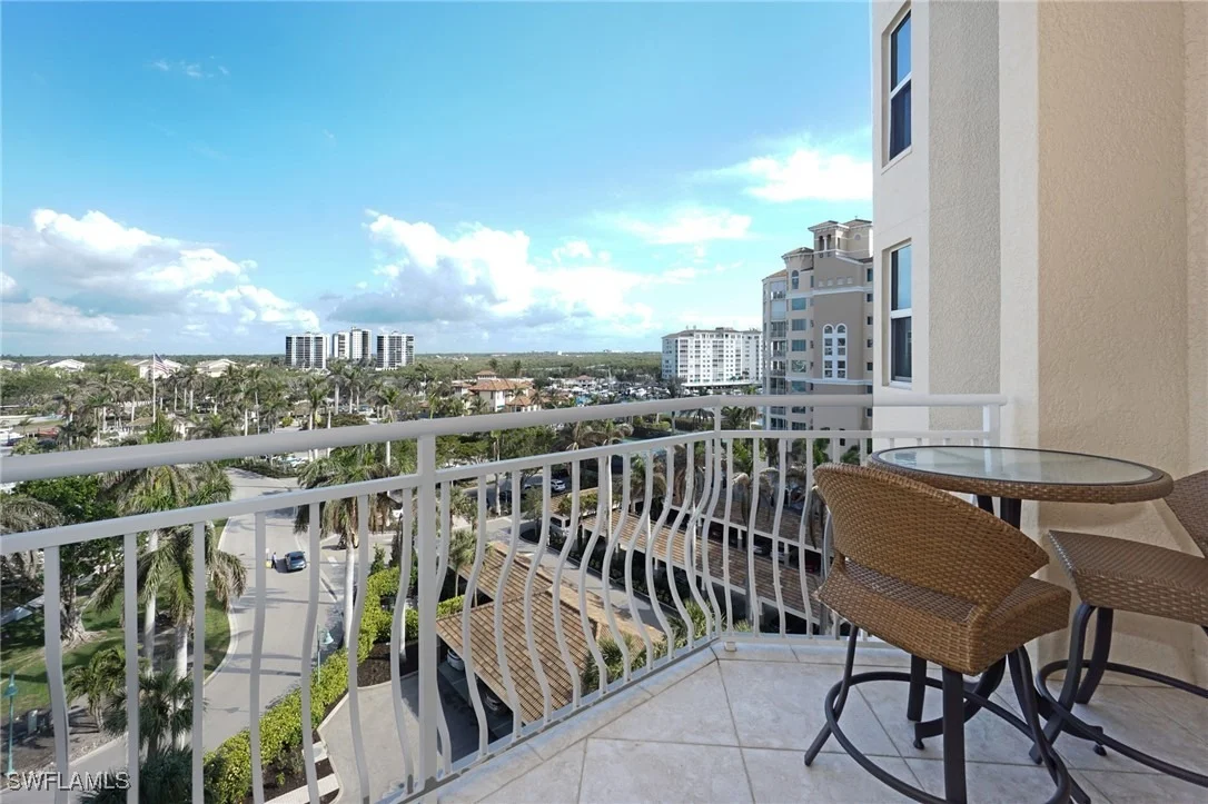Photo of Unit B803 at 435 Dockside Drive