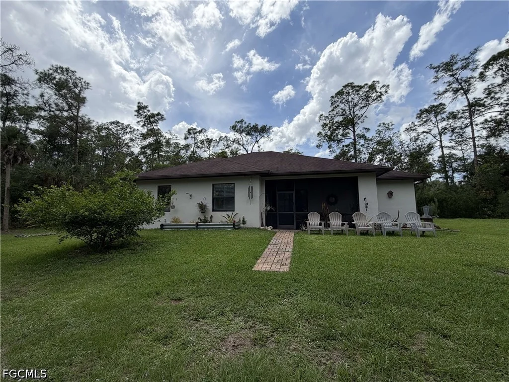 Photo of 190 2nd Street SE