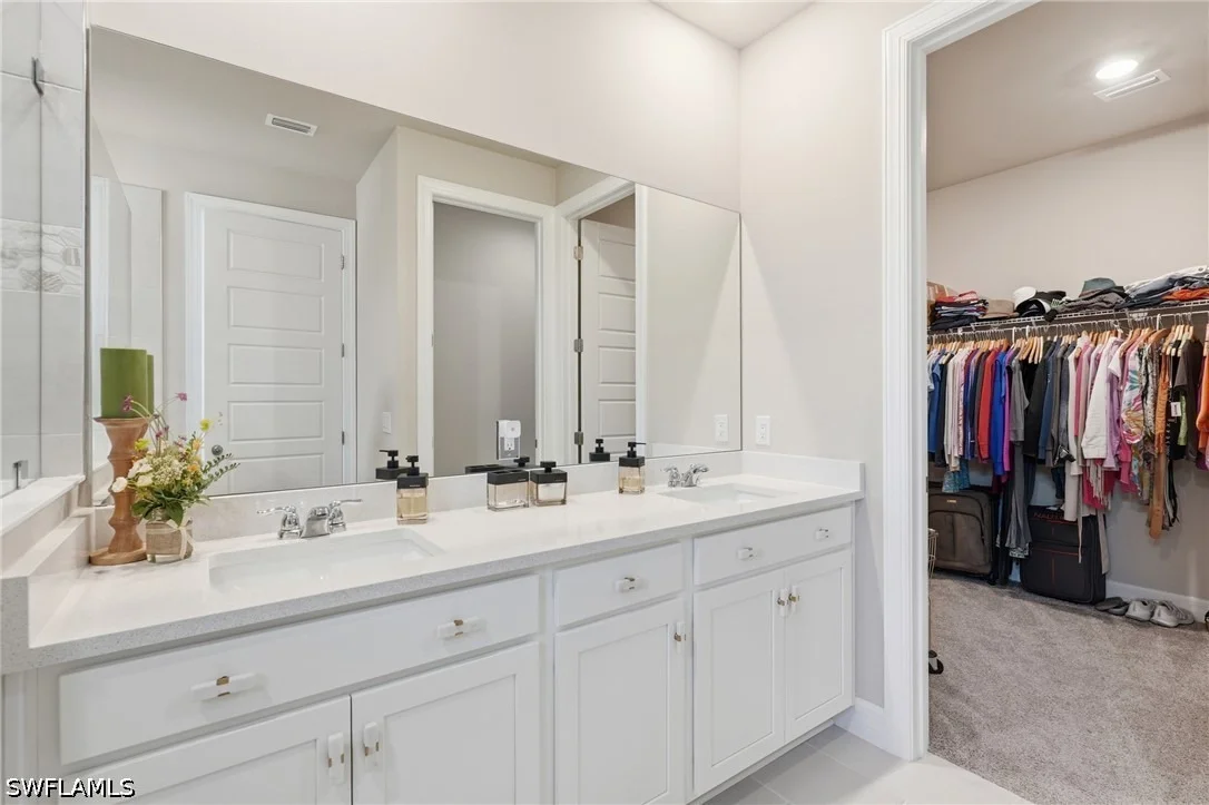 Photo of 44573 Frontier Drive