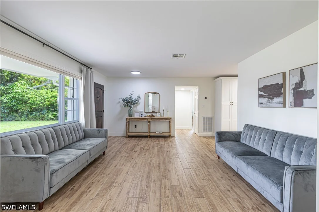 Photo of 1300 Hilltop Drive