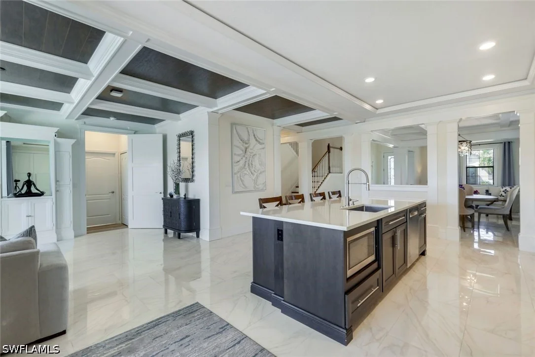 Photo of 9250 Shadow Oak Lane