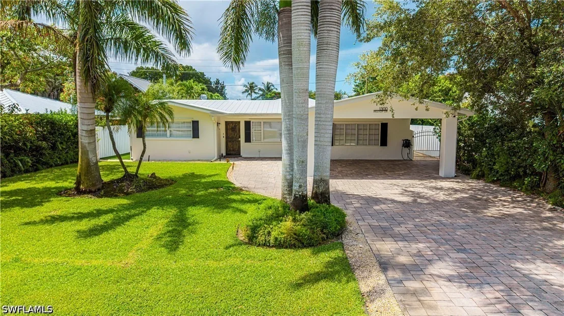 Photo of 1300 Hilltop Drive