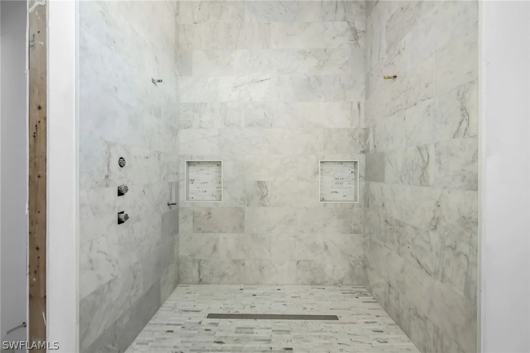 Photo of 2649 Riverview Drive