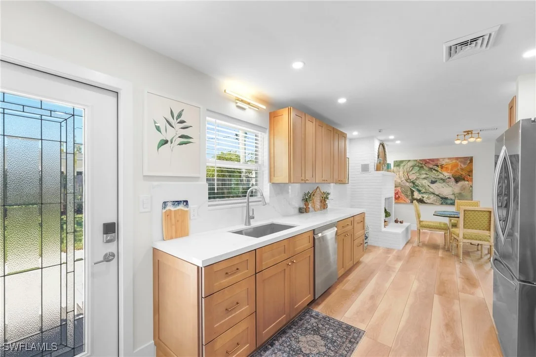 Photo of 2855 10th Street N