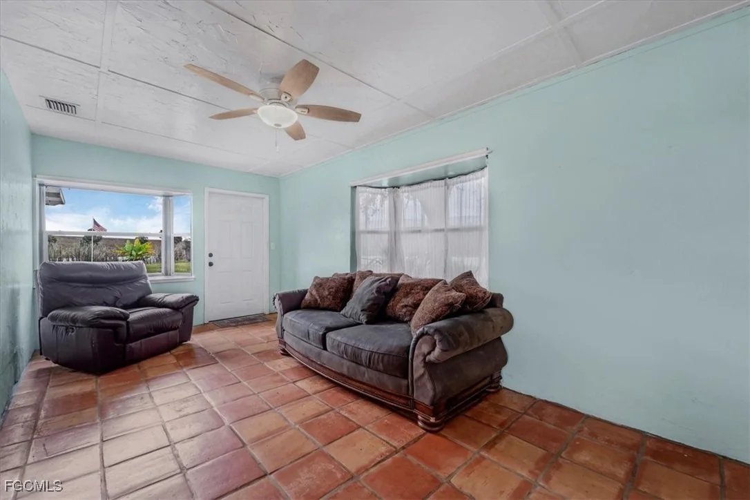 Photo of 1083 Sunset Strip