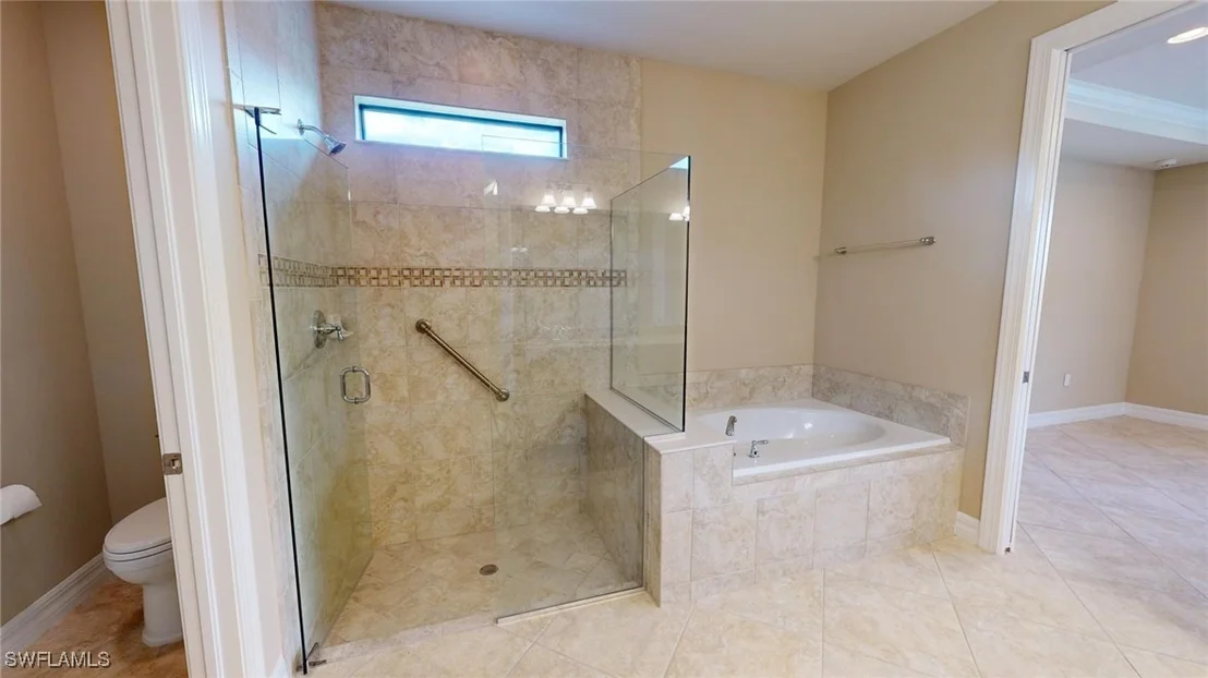 Photo of 6252 Victory Drive