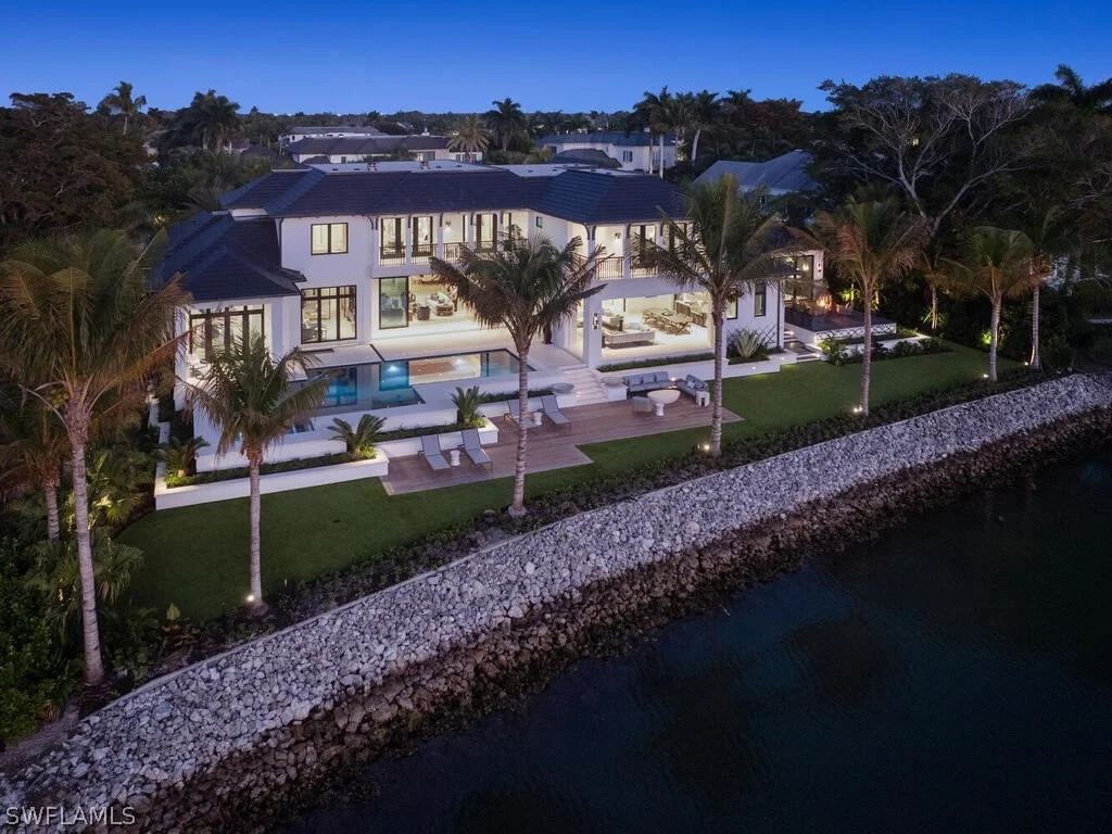 Photo of 3220 Rum Row