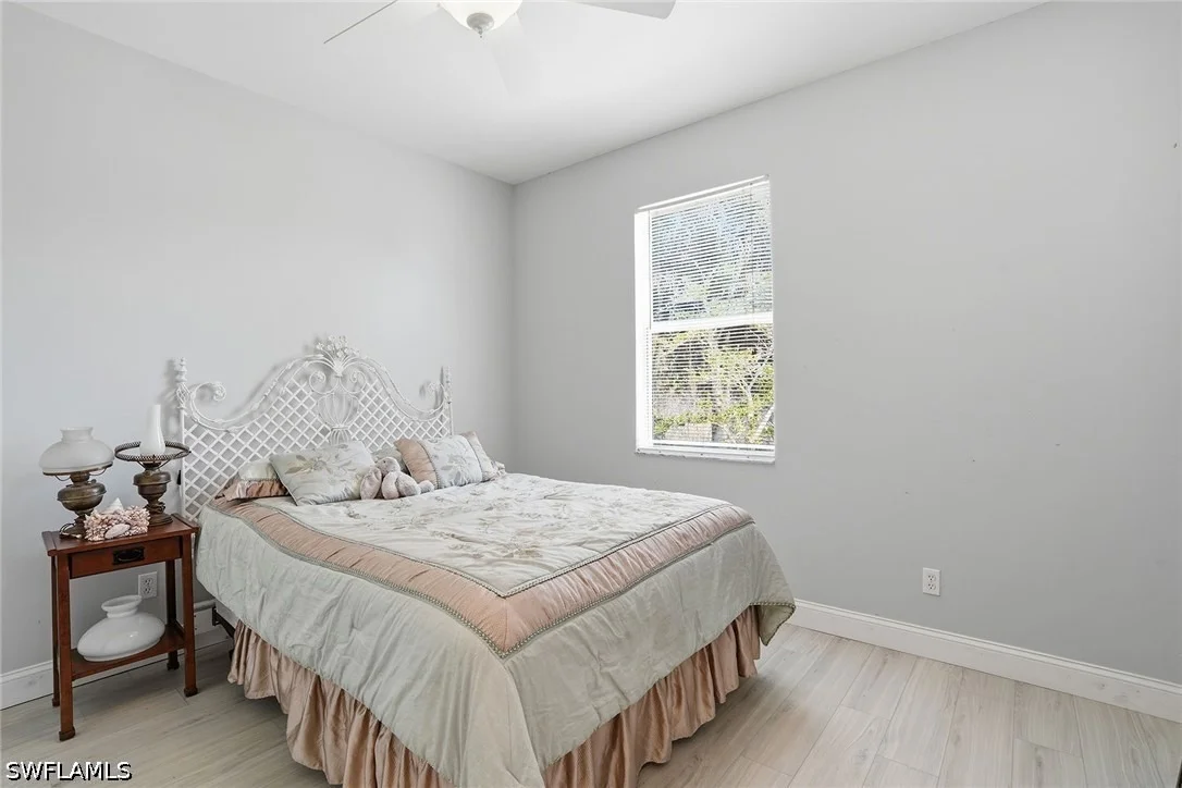 Photo of 4404 16th Avenue SE