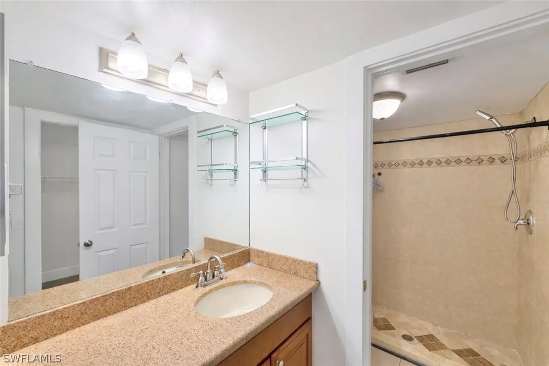 Photo of Unit E104 at 534 Augusta Boulevard