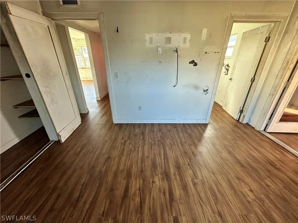 Photo of 2632 Weeks Avenue