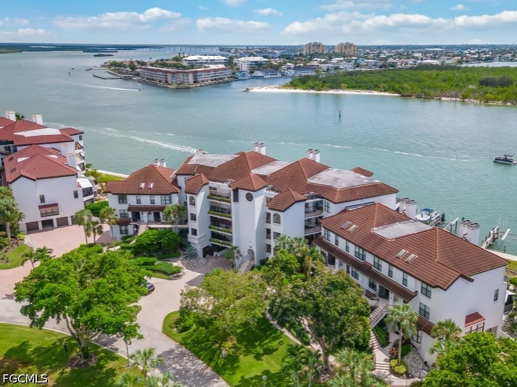 Photo of Unit 232 at 232 La Peninsula Boulevard