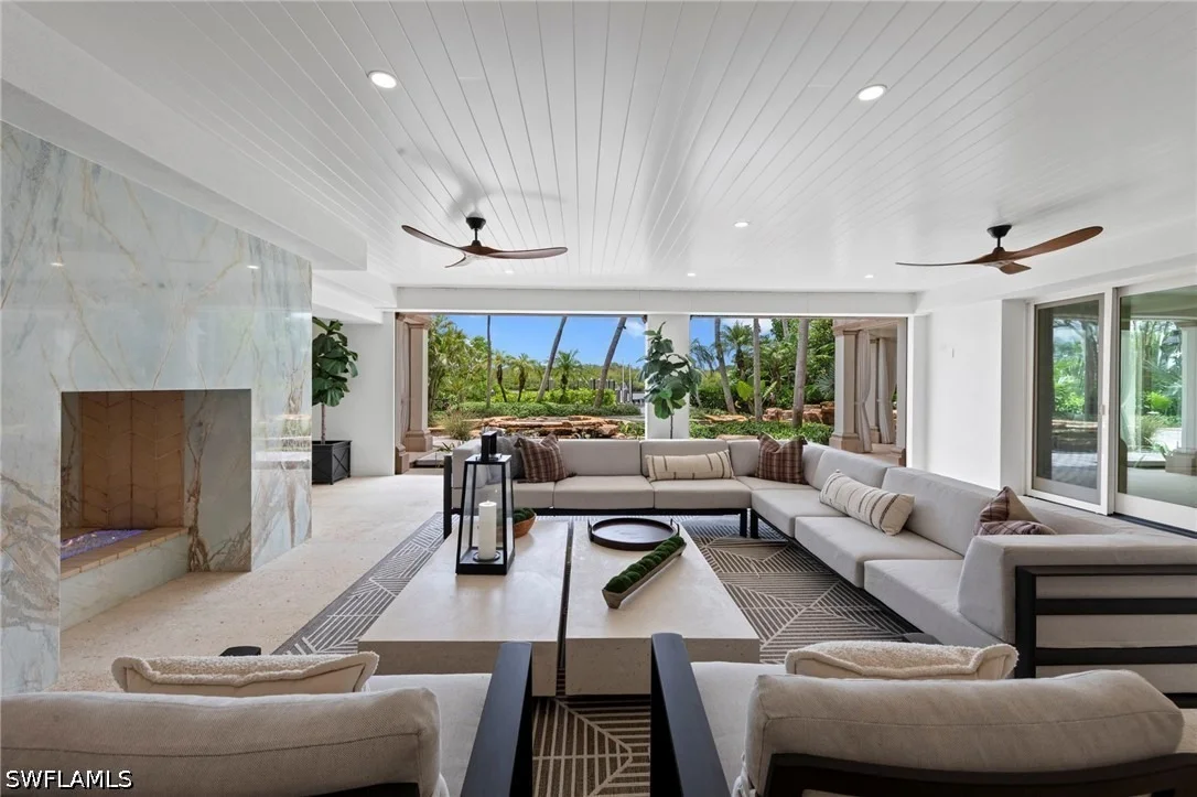 Photo of 3675 Gordon Drive