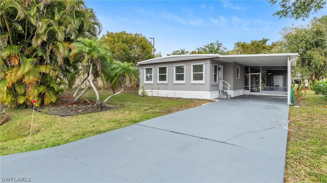 Photo of 851 Manatee Road