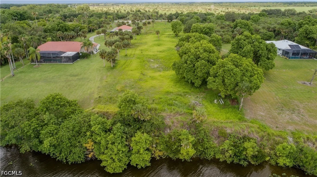 Photo of 5220 Fort Denaud Road