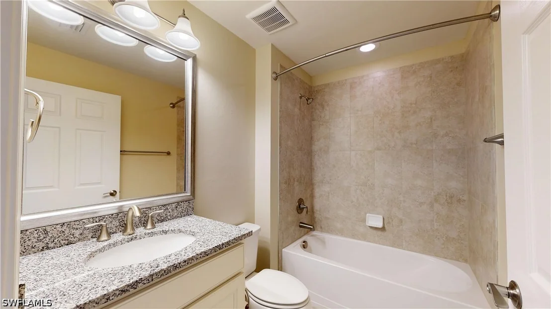 Photo of 6264 Victory Drive