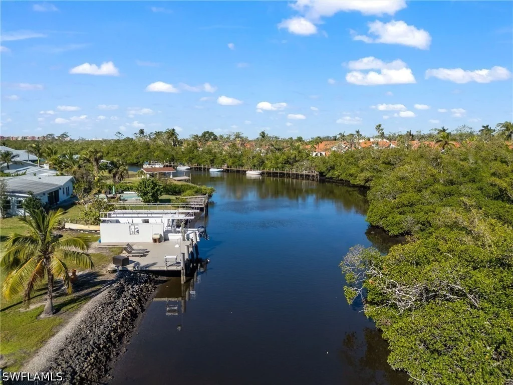 Photo of 2295 Harbor Road