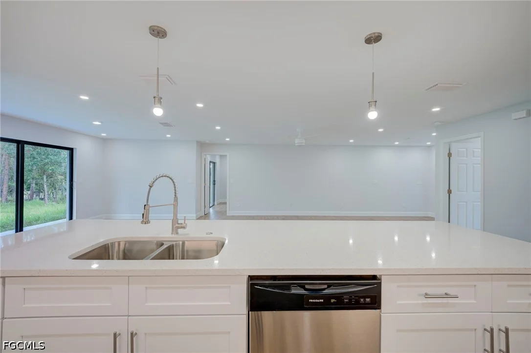 Photo of 3111 Sunshine Boulevard