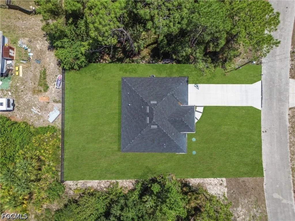 Photo of 5035 Spinnaker Road