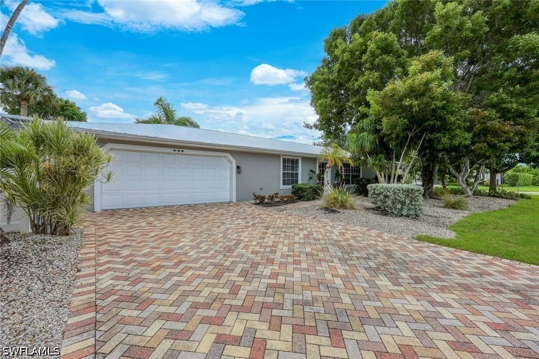 Photo of 601 97th Avenue N