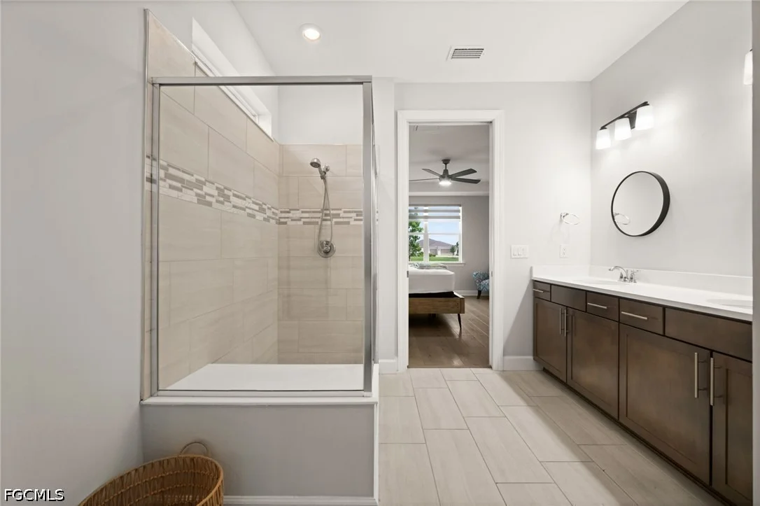 Photo of 42364 Edgewater Drive