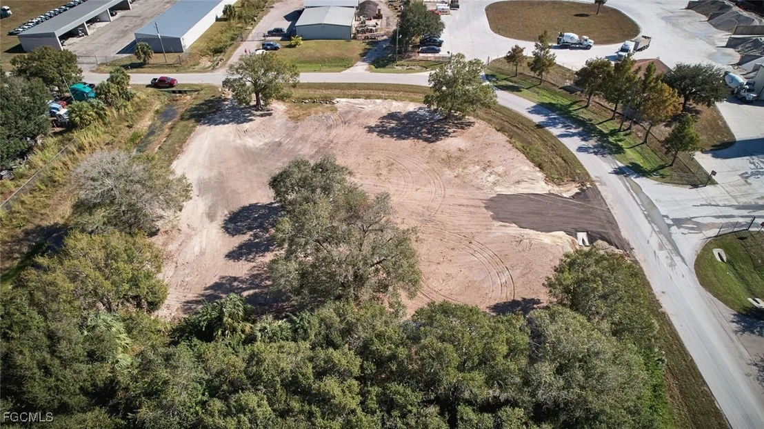 Photo of 400 S Industrial Loop