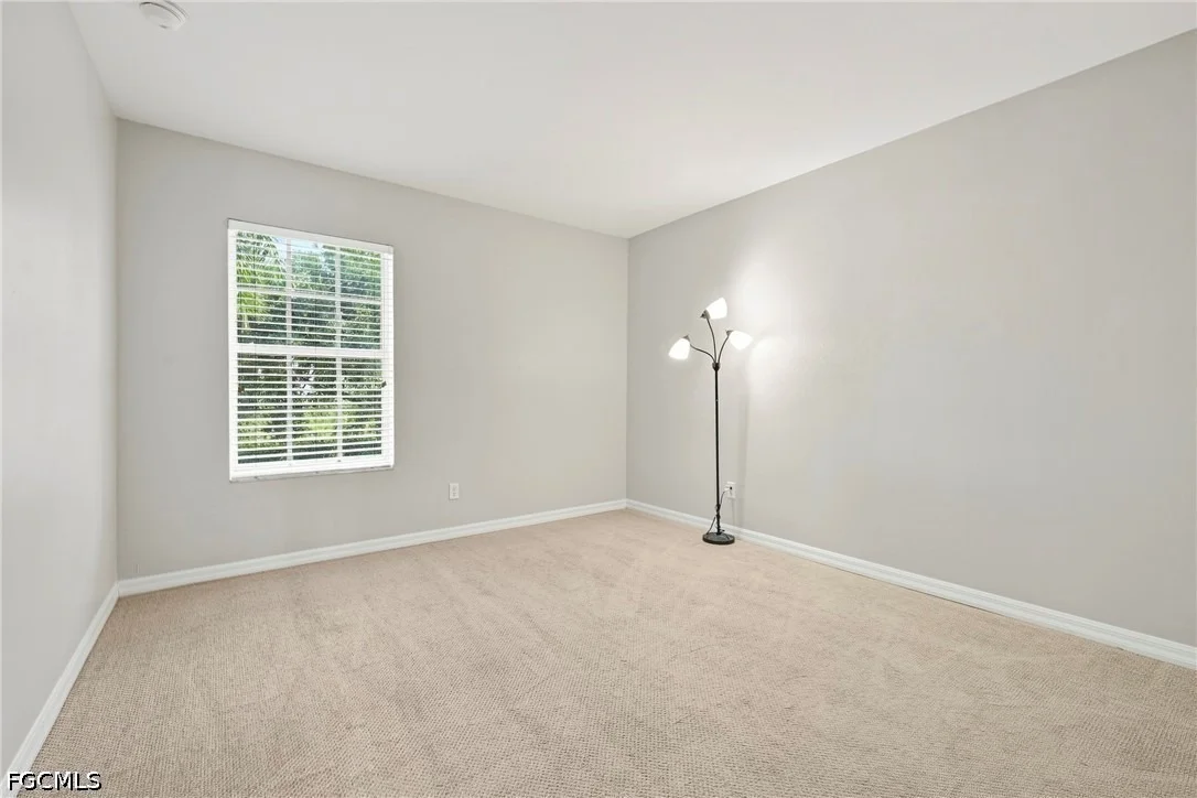 Photo of Unit 4 at 9724 Foxhall Way