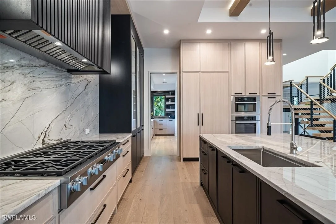 Photo of 349 2nd Avenue N