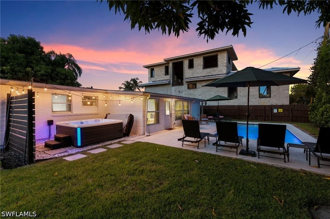 Photo of 2160 Holiday Lane