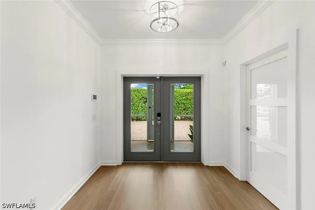 Photo of 1128 Hilltop Drive
