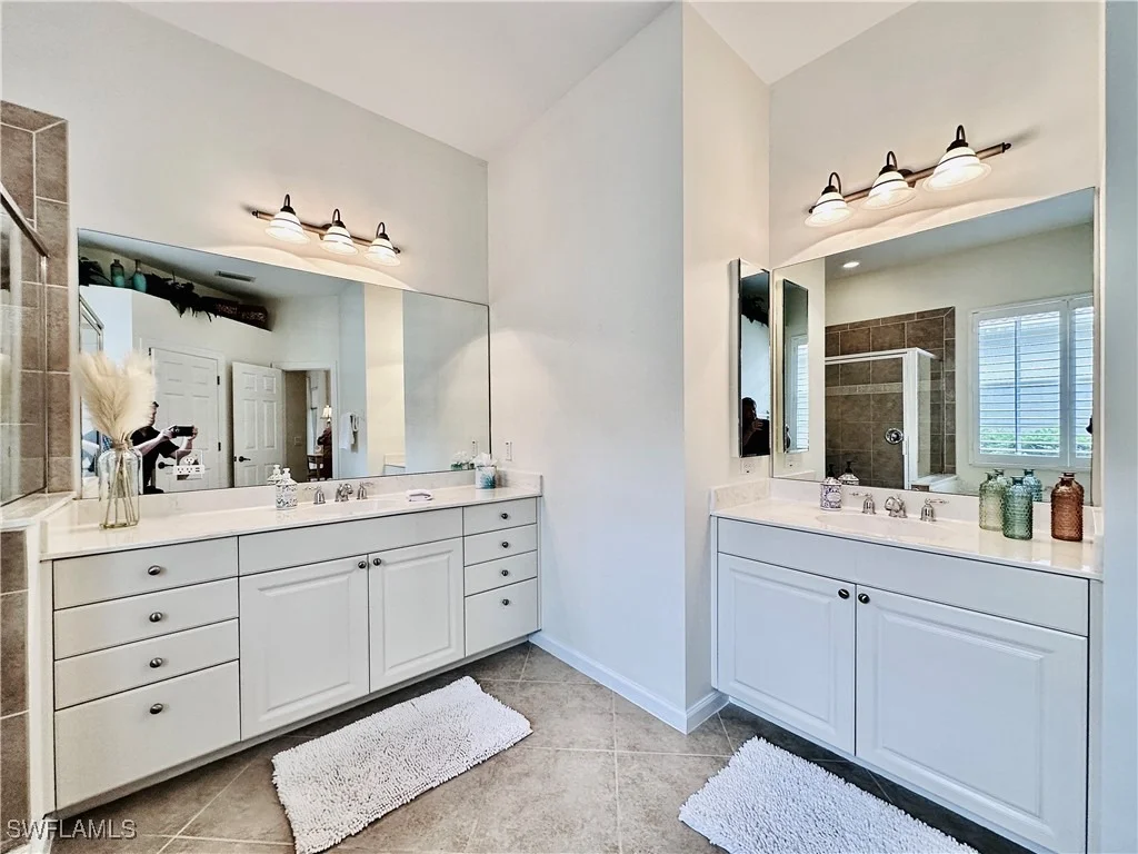 Photo of 16152 Parque Lane