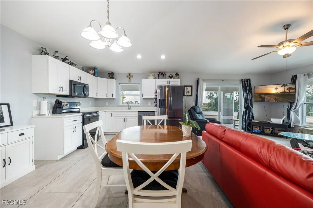 Photo of 1053 Lock Lane SW