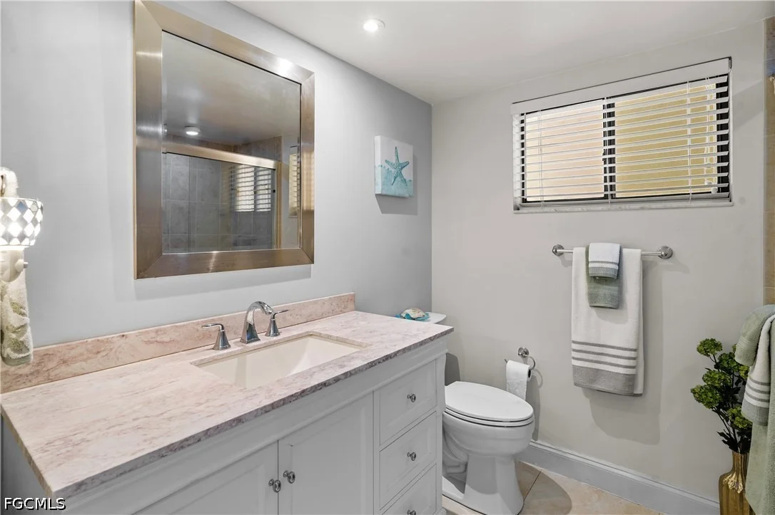 Photo of Unit 105 at 413 Augusta Boulevard