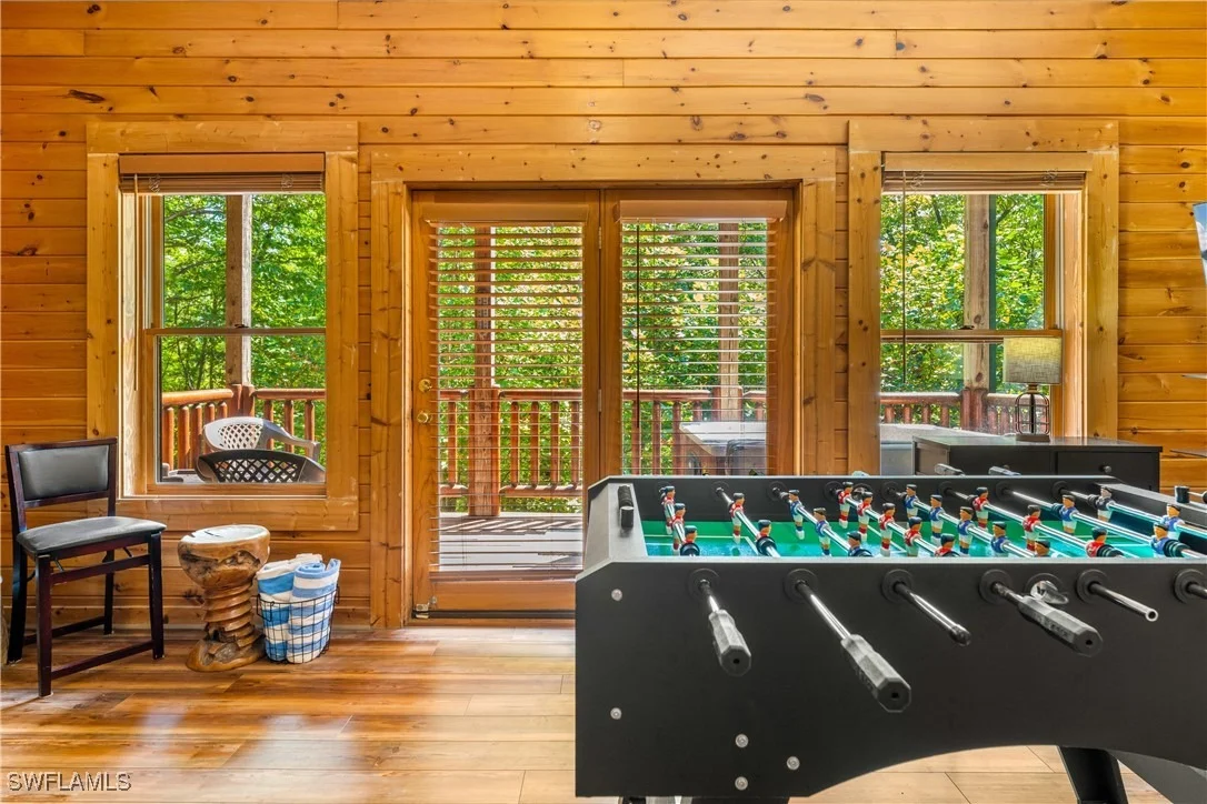 Photo of 4062 Chamberlain Lane
