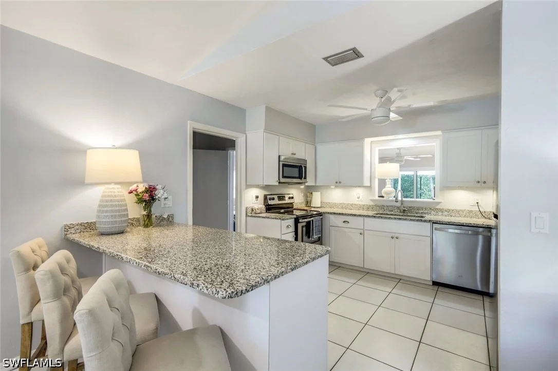 Photo of 779 98th Avenue N