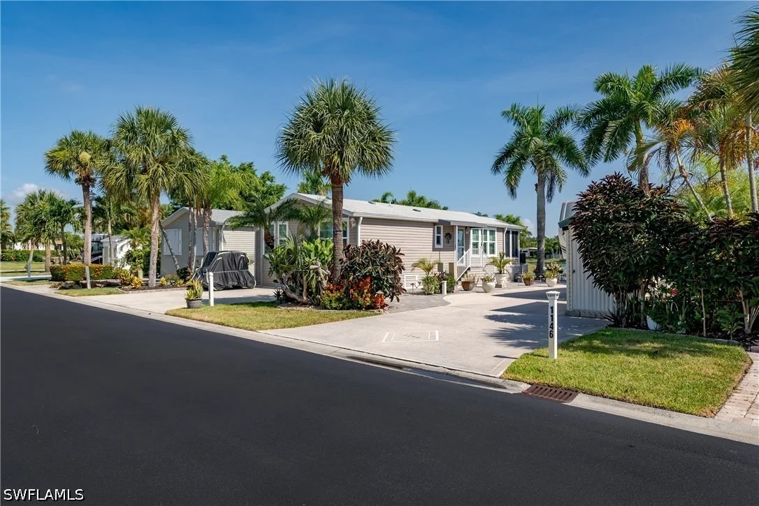 Photo of 1146 Silver Lakes Boulevard