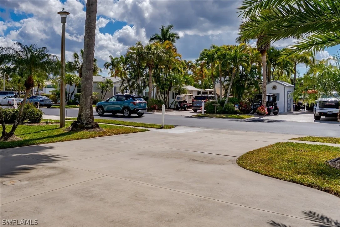 Photo of 1076 Diamond Lake Circle