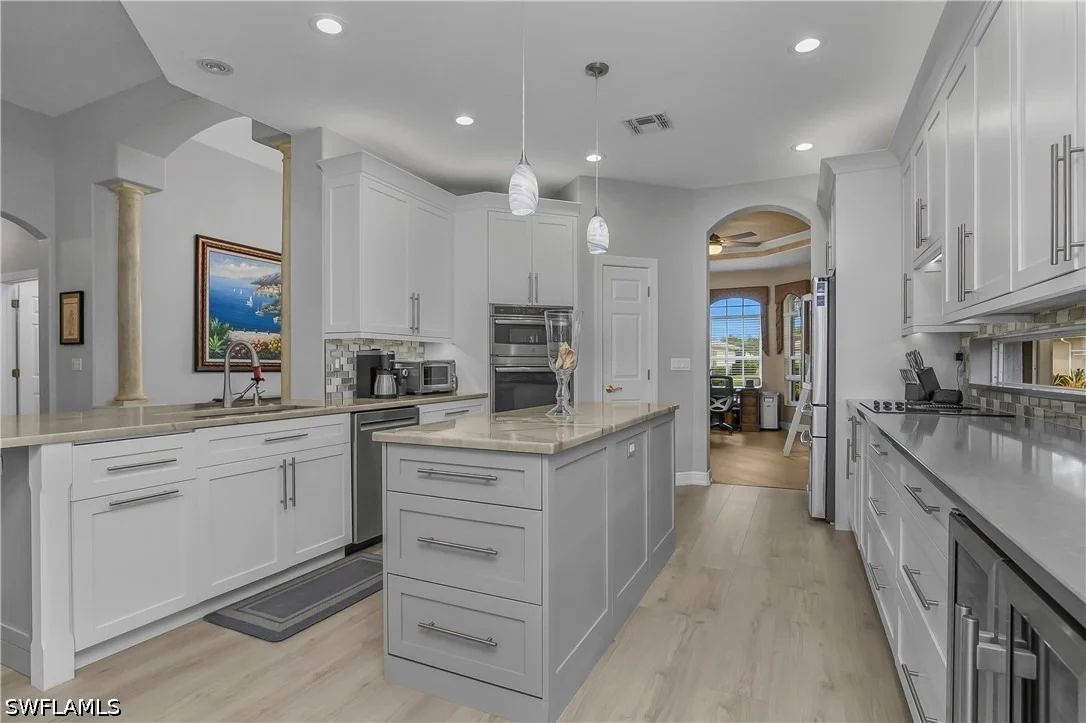 Photo of 4904 Sedgewood Lane