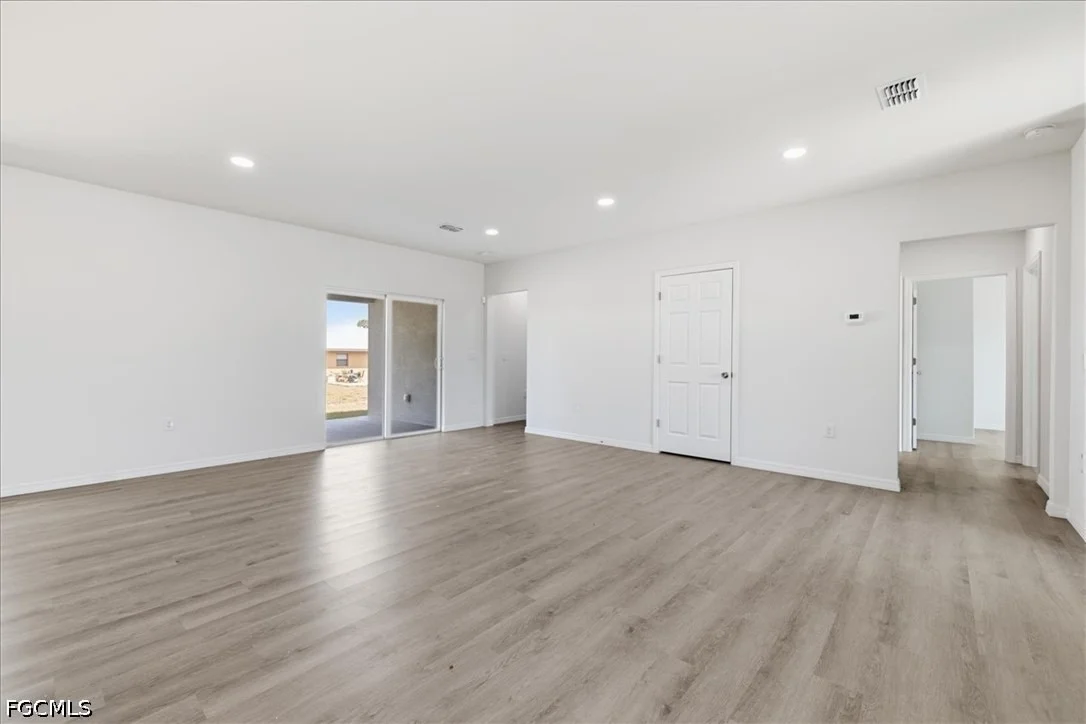Photo of 1406 Ford Circle